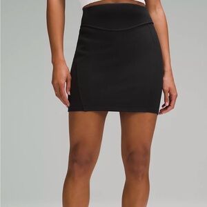 Lululemon Athletica Classic‎ Black Mini Skirt